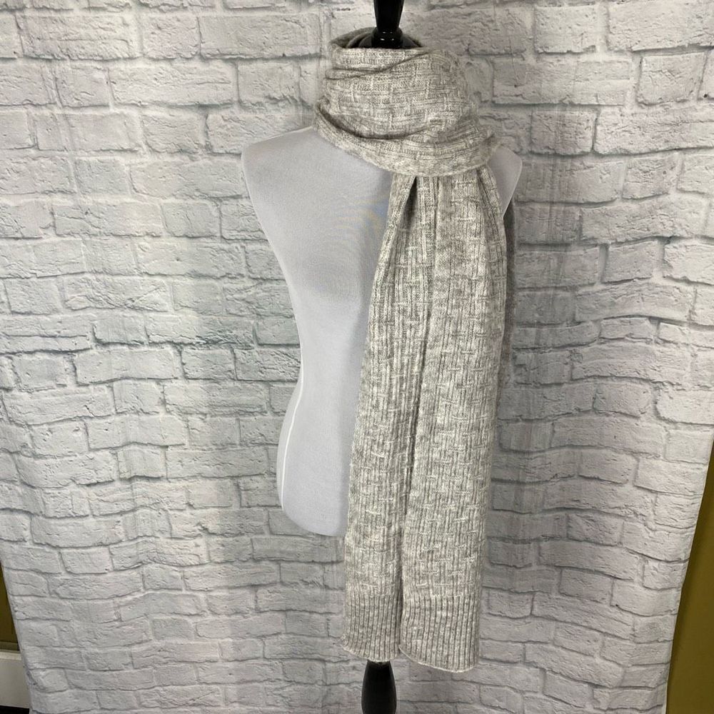 Universal Thread Ribbed Knit Grey Scarf One Size